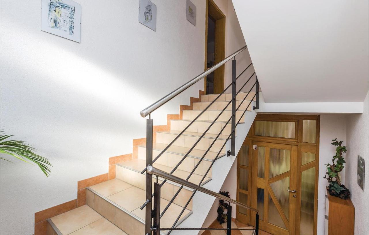 Nice Apartment In Volosko With Kitchen Exterior foto
